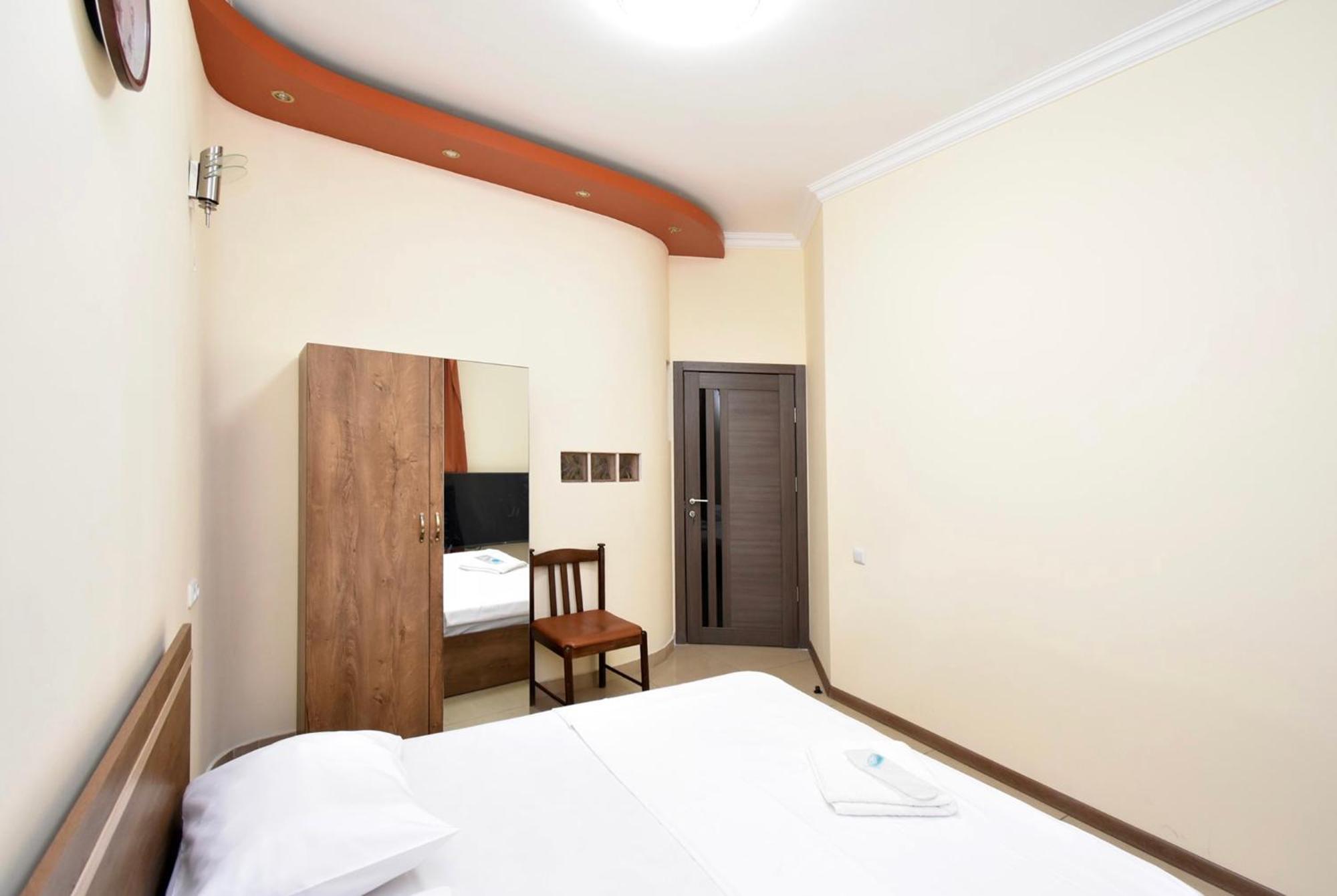 Hotel Costa Yerevan Exterior photo