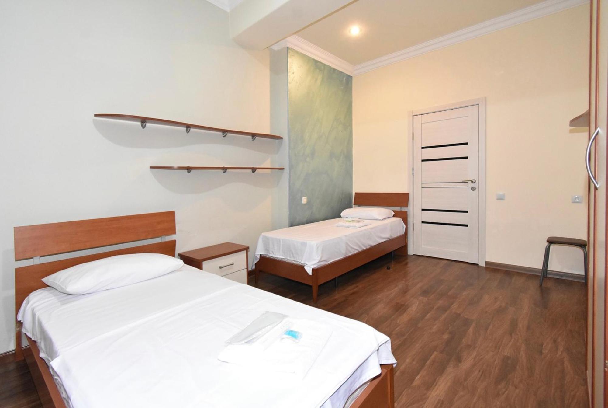 Hotel Costa Yerevan Exterior photo