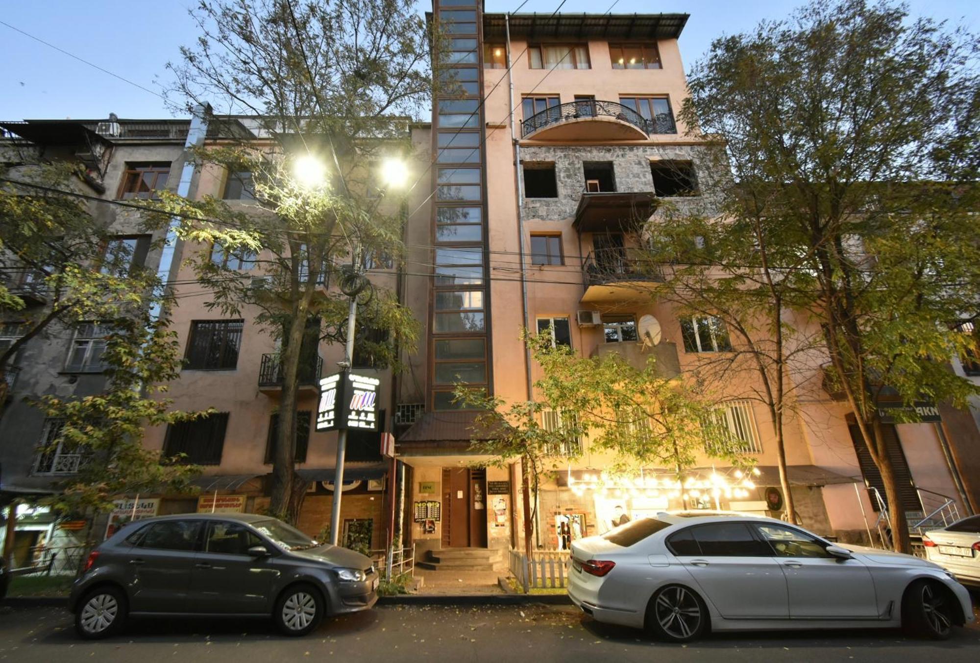 Hotel Costa Yerevan Exterior photo