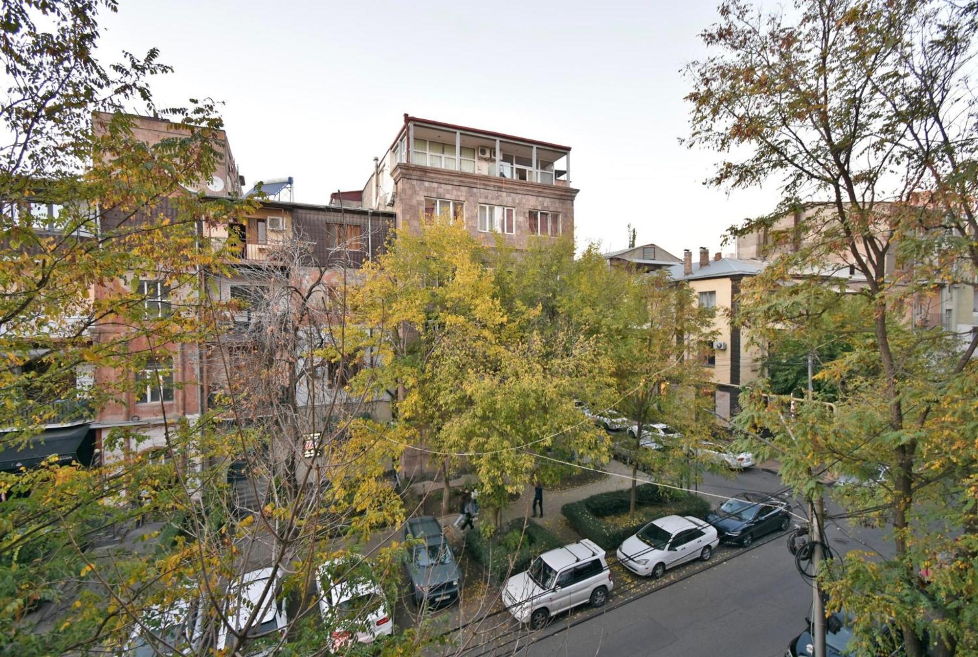 Hotel Costa Yerevan Exterior photo