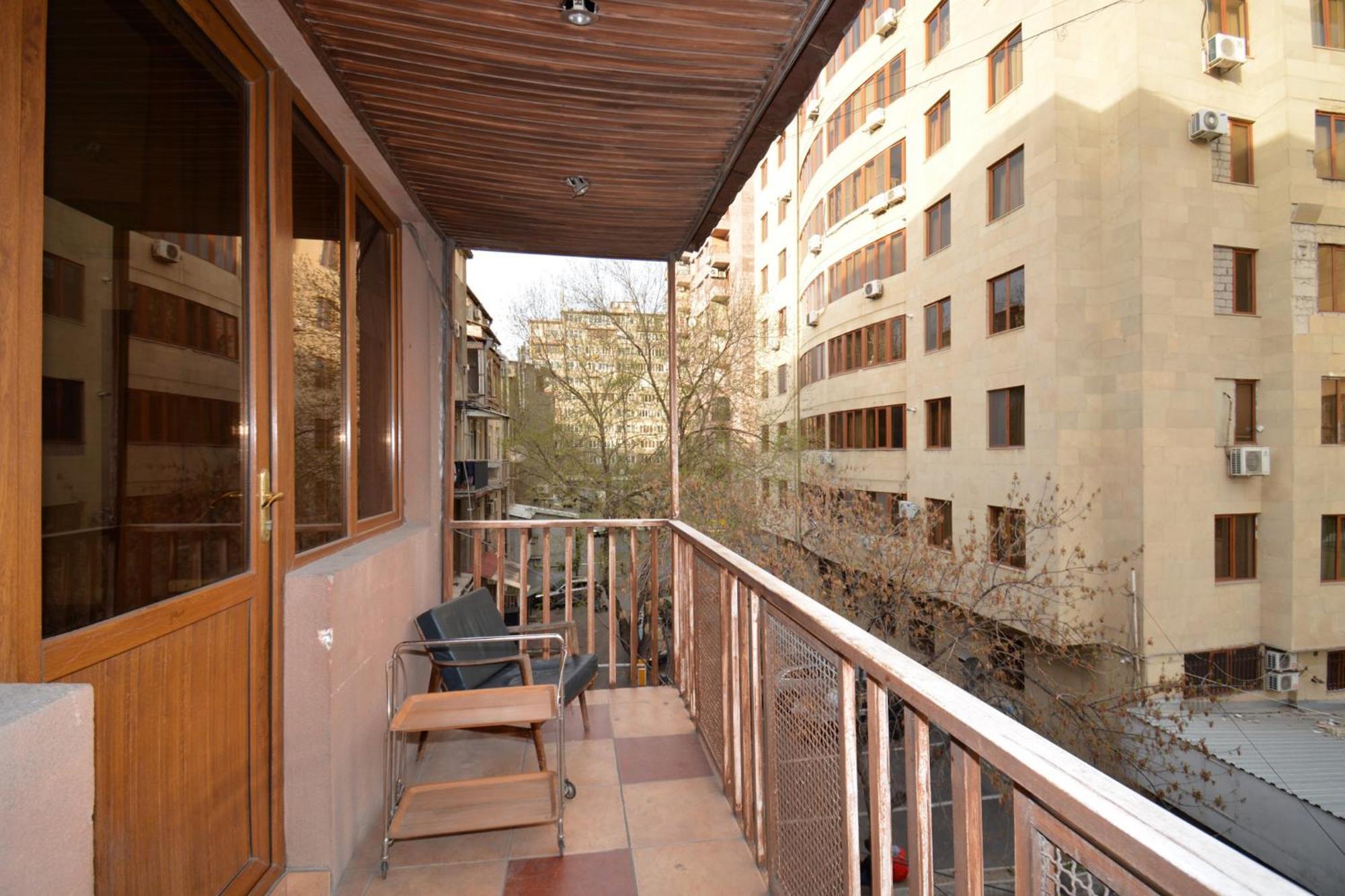 Hotel Costa Yerevan Exterior photo