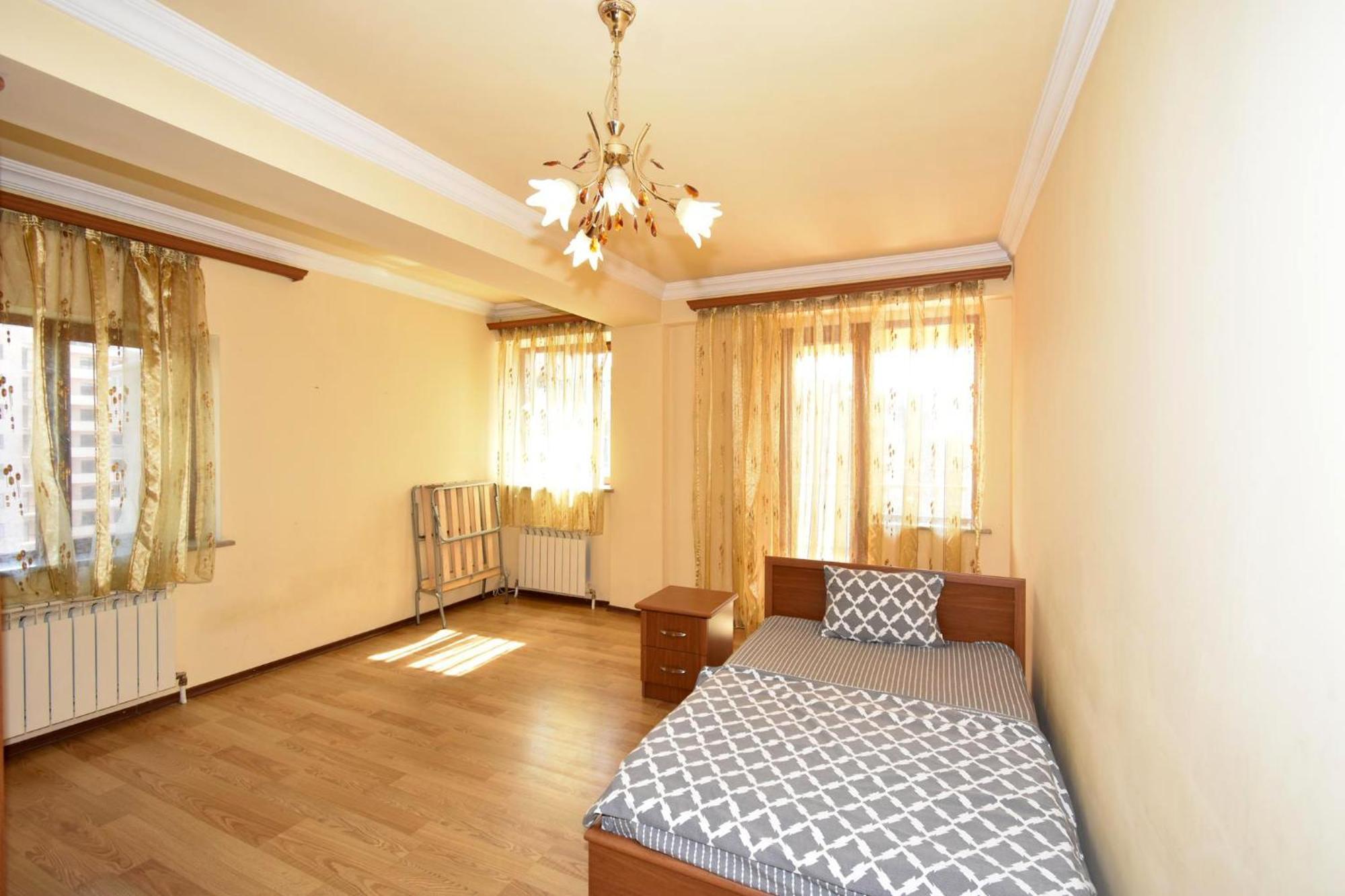 Hotel Costa Yerevan Exterior photo